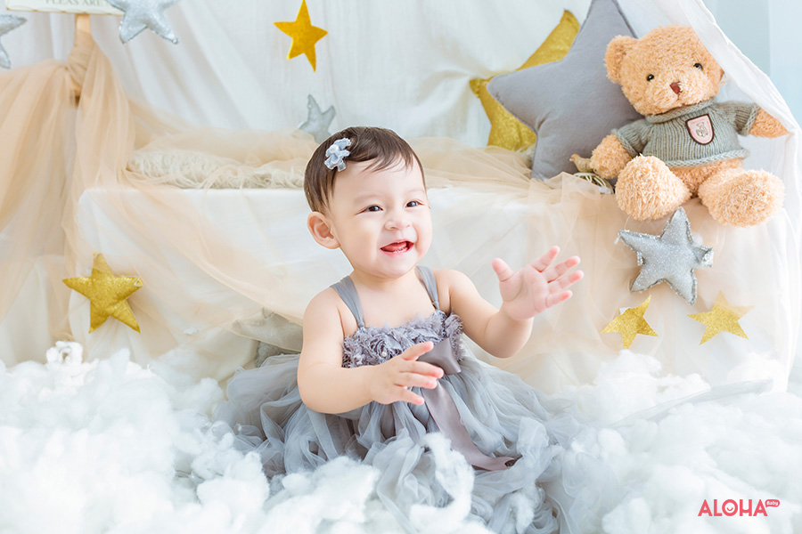 album ảnh bé sinh nhật 1 tuổi Nhật Ánh